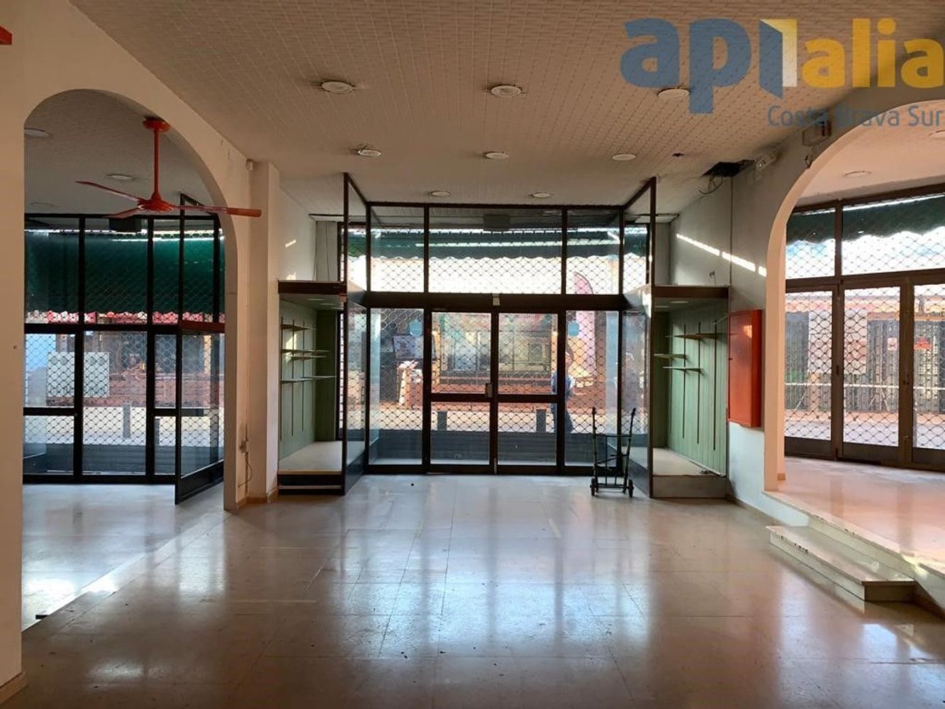 Propriété commerciale à Lloret de Mar, Spain 285m² No. 114277