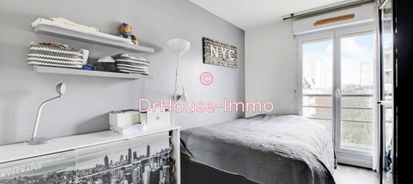 3 bedrooms Apartment in Les Lilas, France No. 142788 10