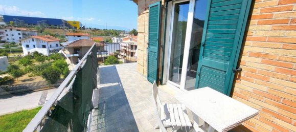 Apartamento de 3 habitaciónes en San Giovanni Teatino, Italy No. 26516 12