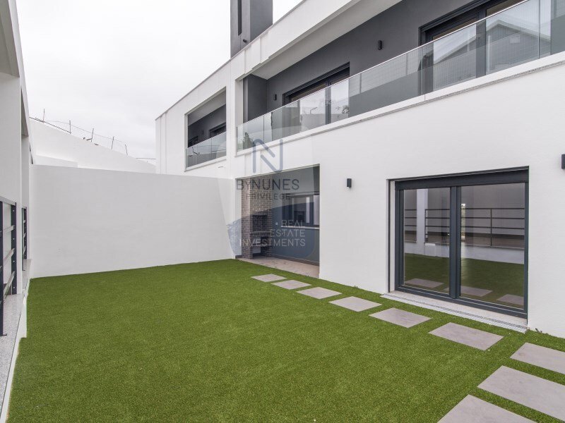 Дом с 4 спальнями в Синтра, Португалия № 141421