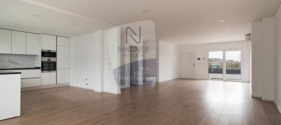 Дом с 4 спальнями в Синтра, Португалия № 141421 4