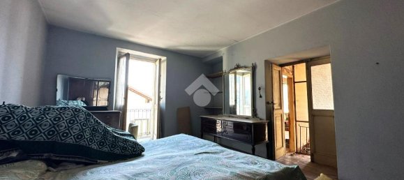 Casa de 5 habitaciónes en Sondrio, Italy No. 9118 4