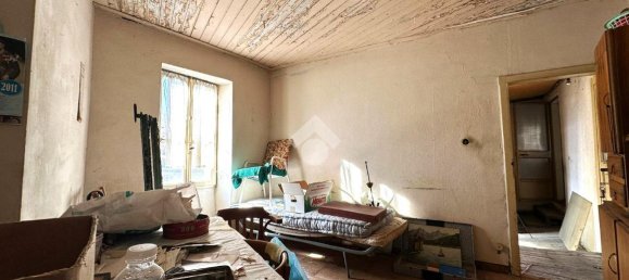 Casa de 5 habitaciónes en Sondrio, Italy No. 9118 8