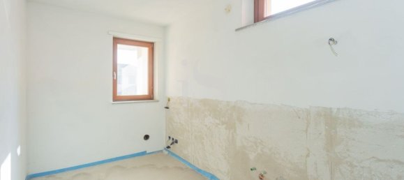 3-salle Appartement à Agrate Brianza, Italy No. 188213 21