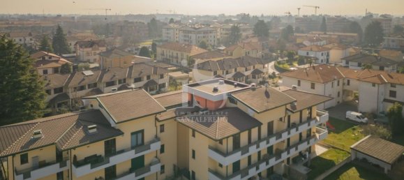 3-salle Appartement à Agrate Brianza, Italy No. 188213 37