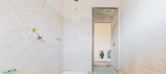 3-salle Appartement à Agrate Brianza, Italy No. 188213 32