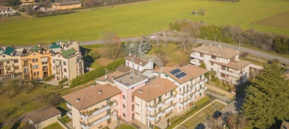 3-salle Appartement à Agrate Brianza, Italy No. 188213 38