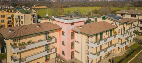 3-salle Appartement à Agrate Brianza, Italy No. 188213 36