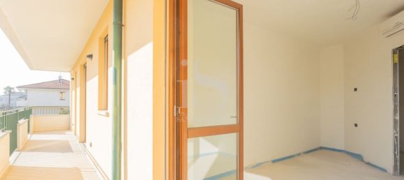 3-salle Appartement à Agrate Brianza, Italy No. 188213 28