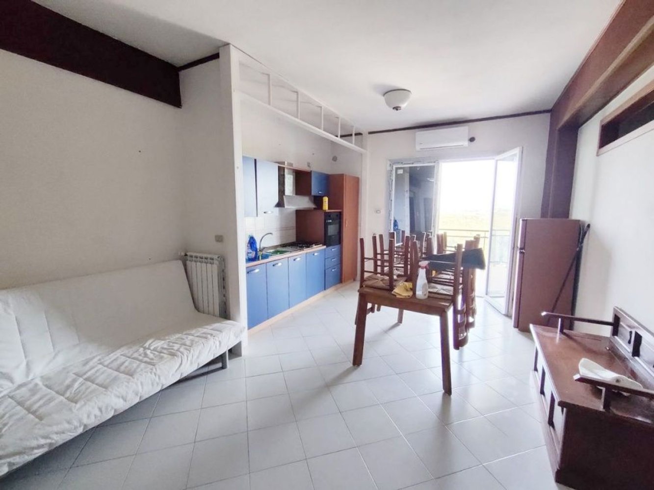 4 bedrooms Apartment in Castel Volturno, Italy No. 379493