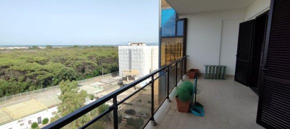 4 bedrooms Apartment in Castel Volturno, Italy No. 379493 9