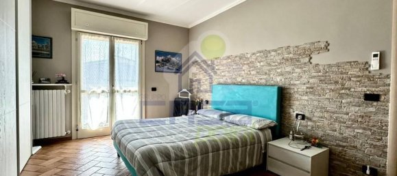 3-salle Appartement à Acquanegra Cremonese, Italy No. 102470 18