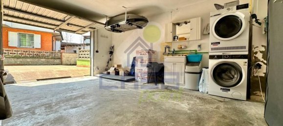 3-salle Appartement à Acquanegra Cremonese, Italy No. 102470 6