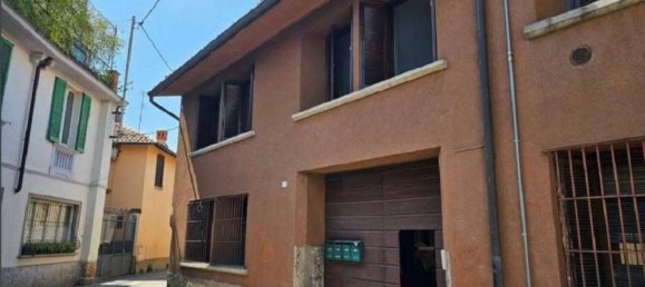 2 rooms Apartment in Trezzo sull'Adda, Italy No. 219416 8