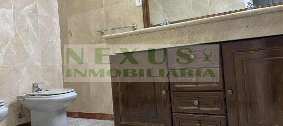 4 bedrooms Apartment in Caceres, Spain No. 24876 11