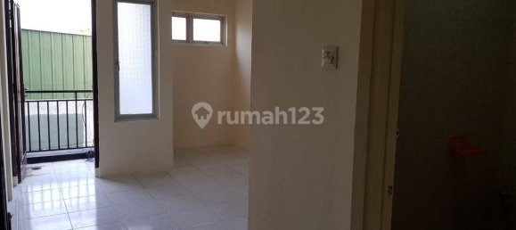 4 bedrooms House in Cengkareng, Indonesia No. 1772 11