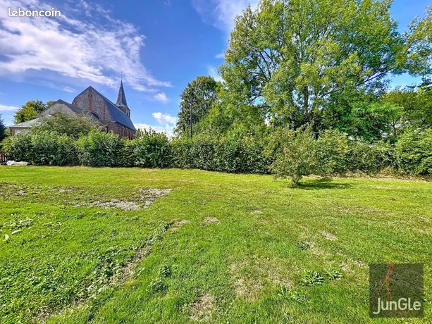 468m² Land in Preaux, France No. 362320