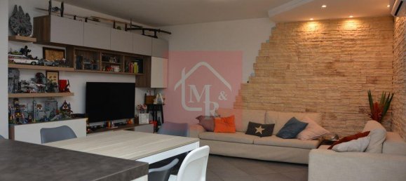 3 rooms Apartment in Udine, Italy No. 153634 16