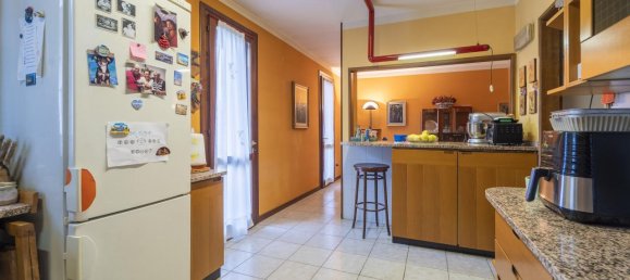 Casa de 7 divisões em Vicenza, Italy N.º 66111 20