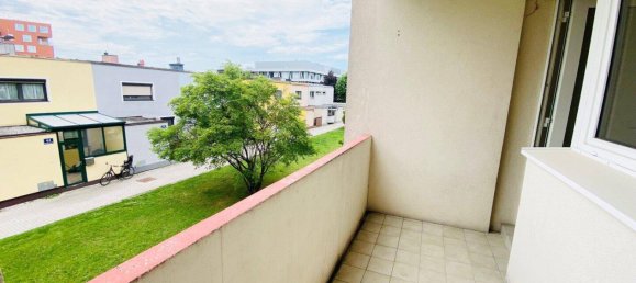 3 rooms Apartment in St. Polten, Austria No. 154909 2