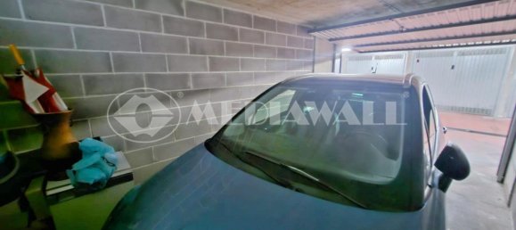 Гараж с 1 комнатой в Удине, Италия № 109048 4