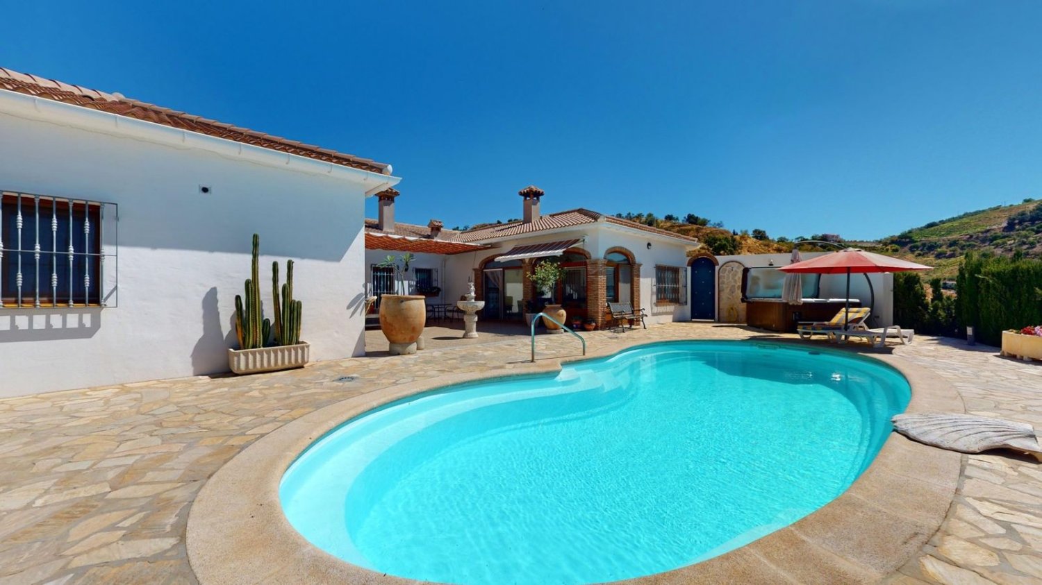 Вилла с 7 спальнями в Изнате, Испания № 48553