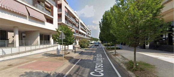 77m² Commercial property in Brescia, Italy No. 359636 2
