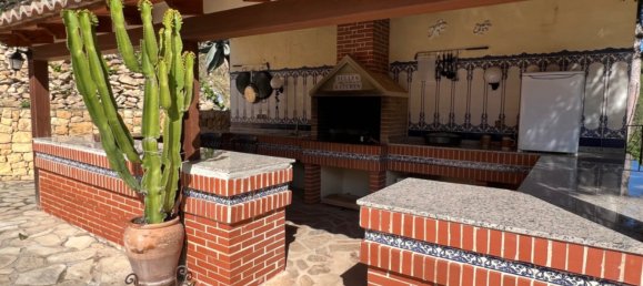 5 bedrooms Villa in Calpe, Spain No. 10344 10