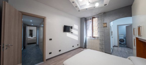 Apartamento de 2 dormitorios en Rome, Italy No. 357533 6