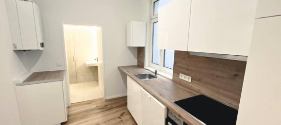 3-salle Appartement à Brigittenau, Austria No. 93458 41