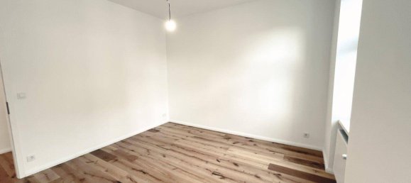 3-salle Appartement à Brigittenau, Austria No. 93458 20