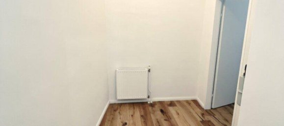 3-salle Appartement à Brigittenau, Austria No. 93458 11