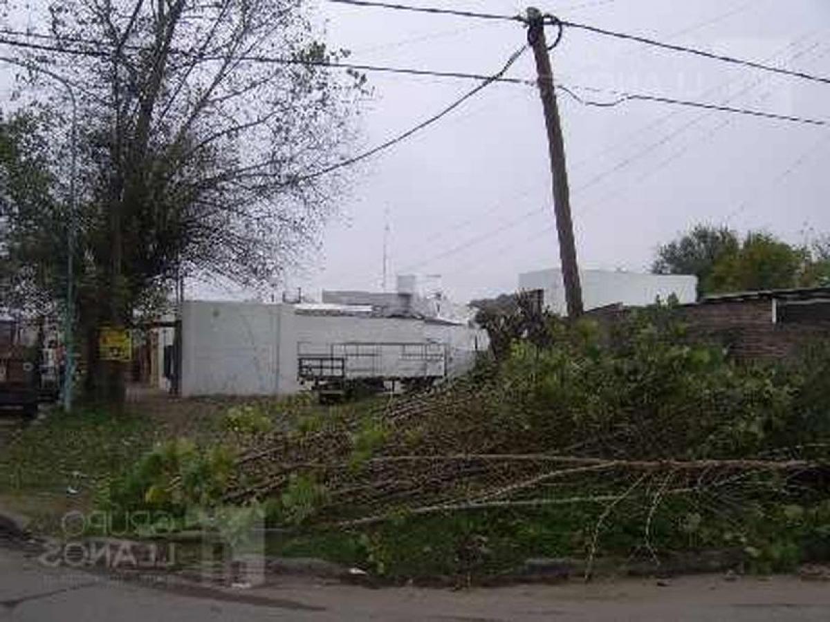 Grundstück in Lujan, Argentina, Nr. 41702