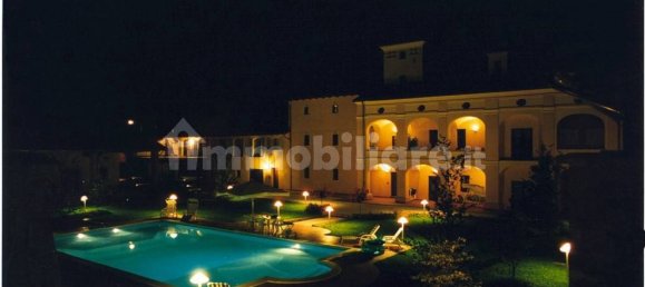 6 bedrooms Apartment in Centallo, Italy No. 174346 4