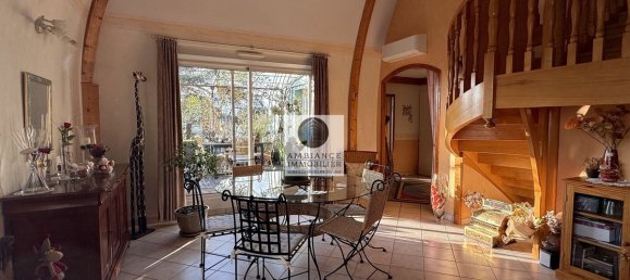 Apartamento de 4 dormitorios en Valence, France No. 203708 4