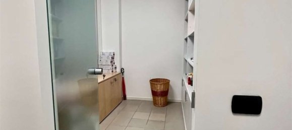 50m² Office in Ancona, Italy No. 211818 8