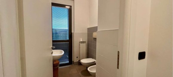 50m² Office in Ancona, Italy No. 211818 9