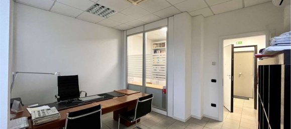 50m² Office in Ancona, Italy No. 211818 12