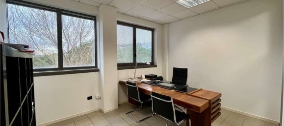 50m² Office in Ancona, Italy No. 211818 4