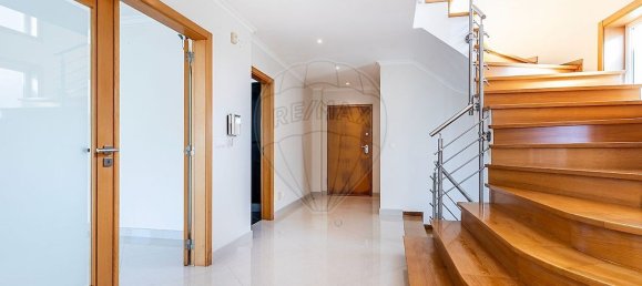 5 bedrooms House in Cascais, Portugal No. 169685 18