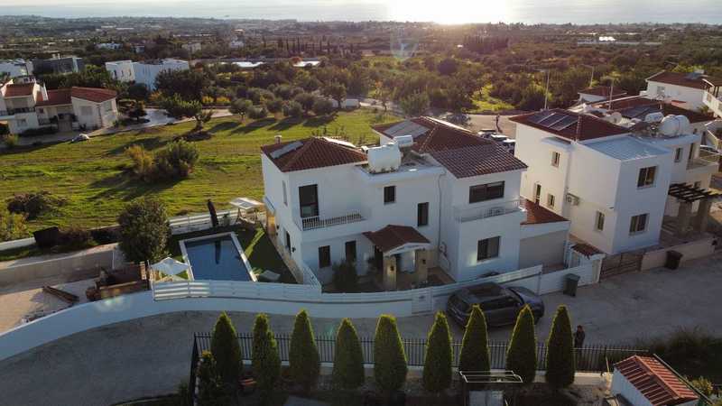 4 Schlafzimmer Villa in Tala, Cyprus, Nr. 19514