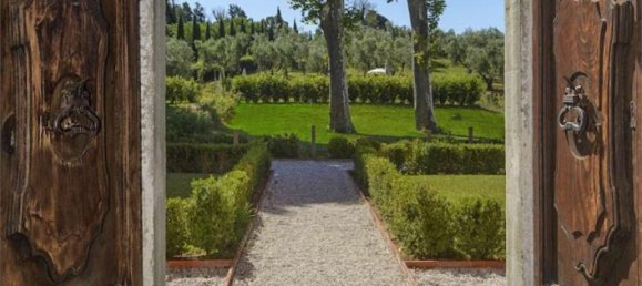 6 bedrooms Villa in Pistoia, Italy No. 435 9