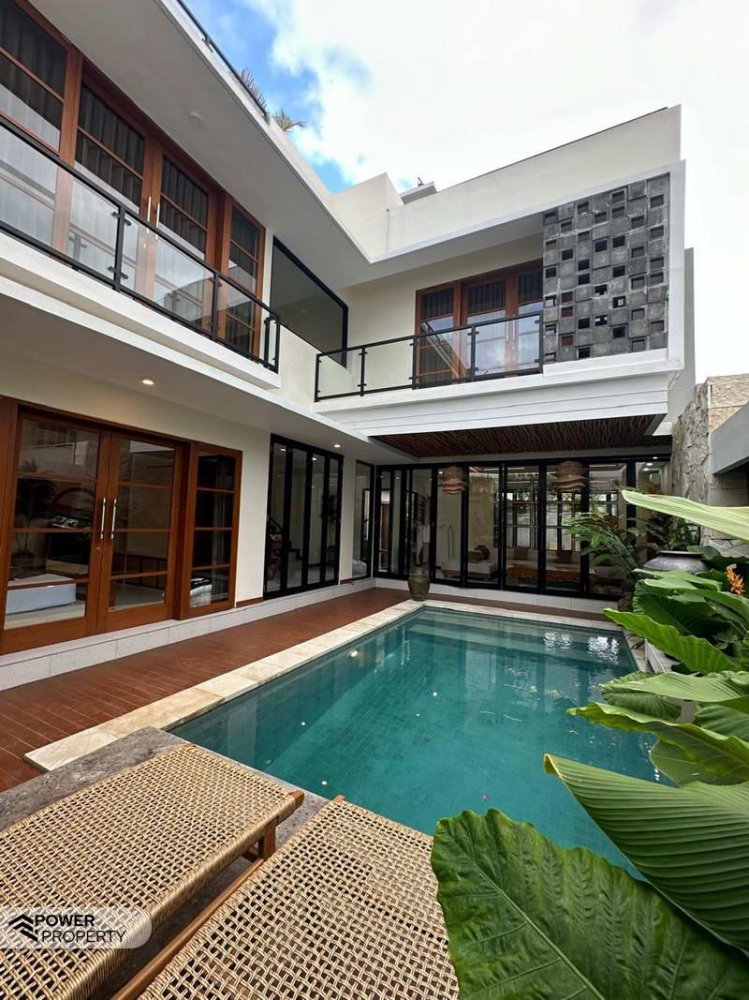 Villa de 3 dormitorios en Canggu, Indonesia No. 4296