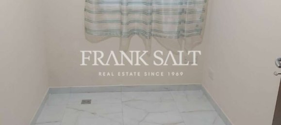 Apartamento de 3 dormitorios en Mosta, Malta No. 10832 12