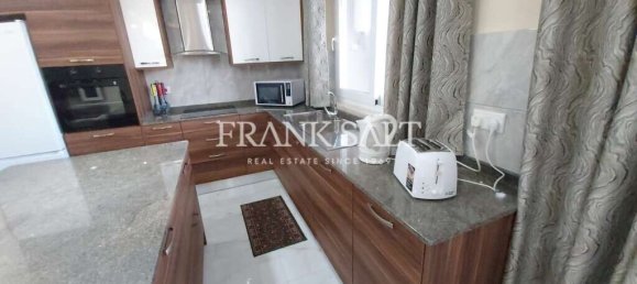 Apartamento de 3 dormitorios en Mosta, Malta No. 10832 3