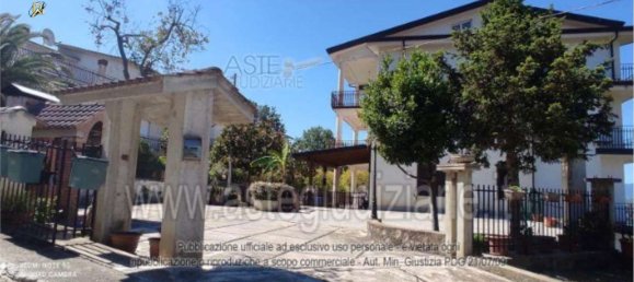 6-Zimmer Wohnung in Luzzi, Italy, Nr. 187826 3