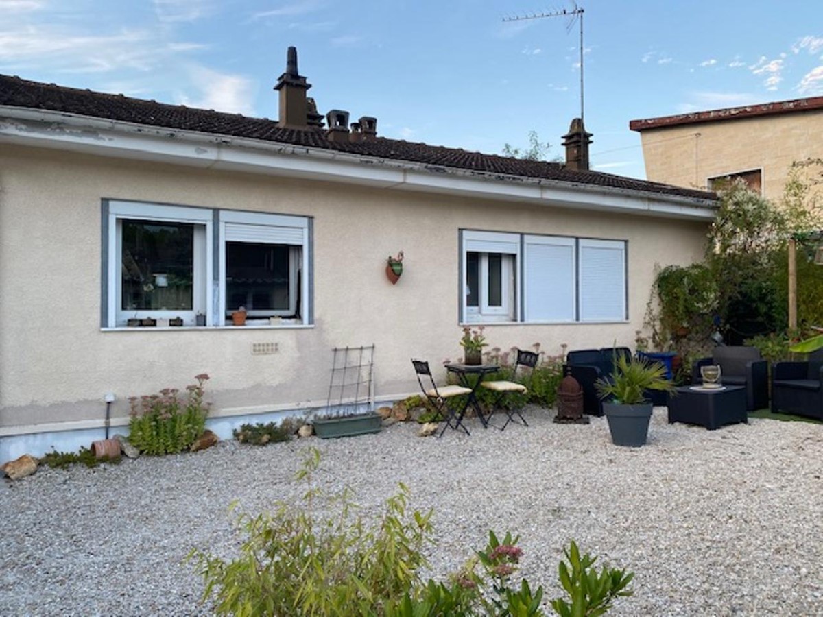 3 bedrooms Villa in Saint-Pierre-du-Perray, France No. 196784