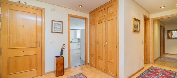 3 bedrooms Apartment in Pozuelo de Alarcon, Spain No. 172935 14