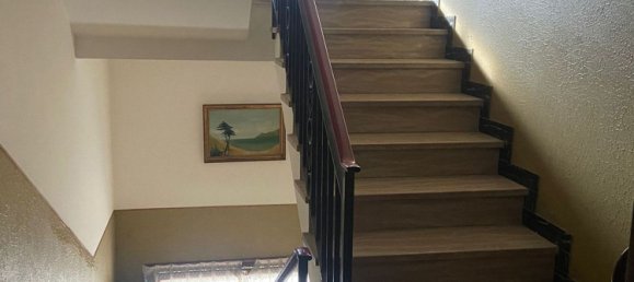 Дом с 13 комнатами в Сассуоло, Италия № 121709 8