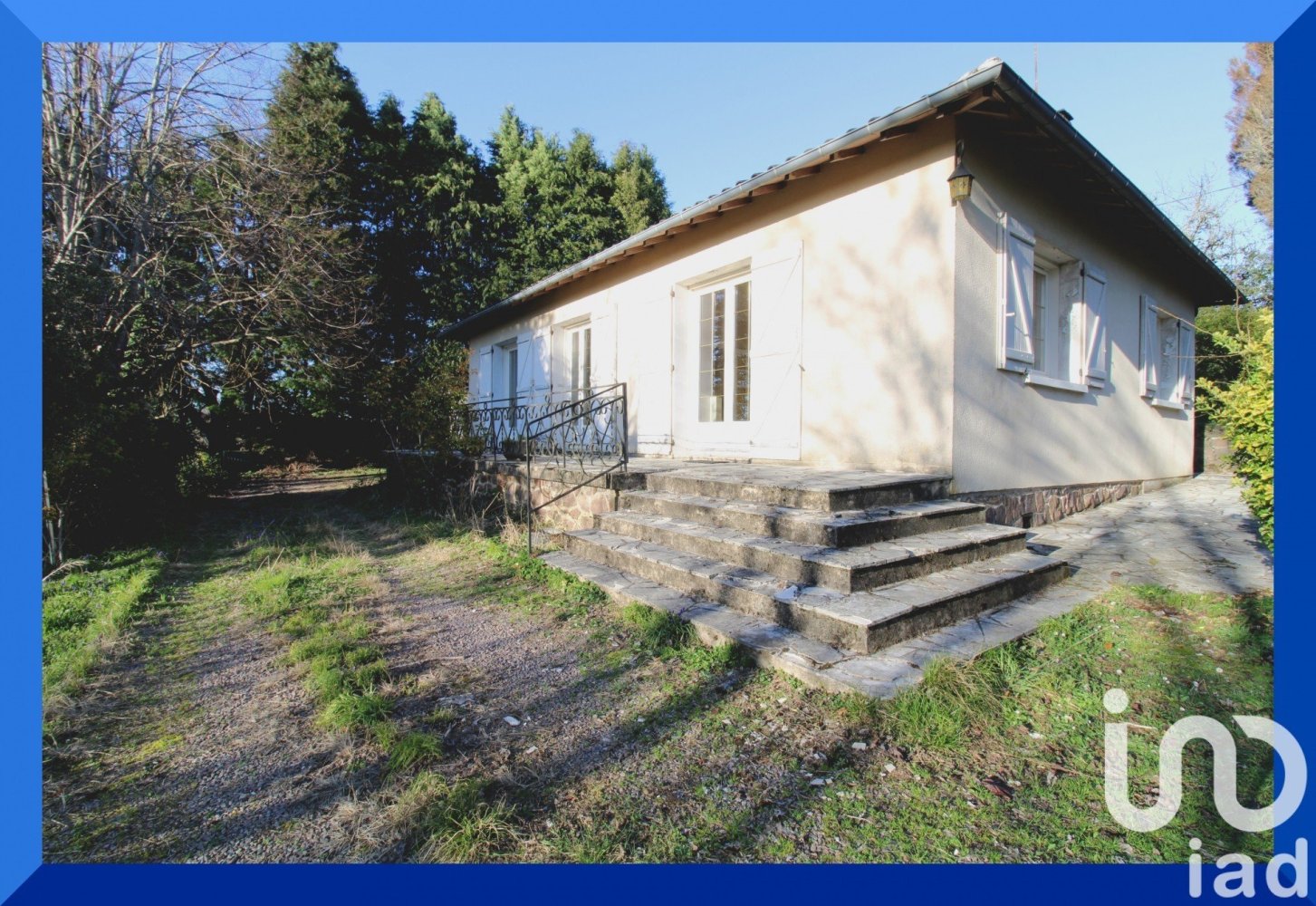 2 bedrooms House in Correze, France No. 102174